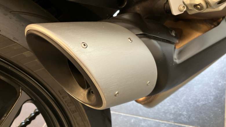 Ducati Streetfighter V2 (22MY)
